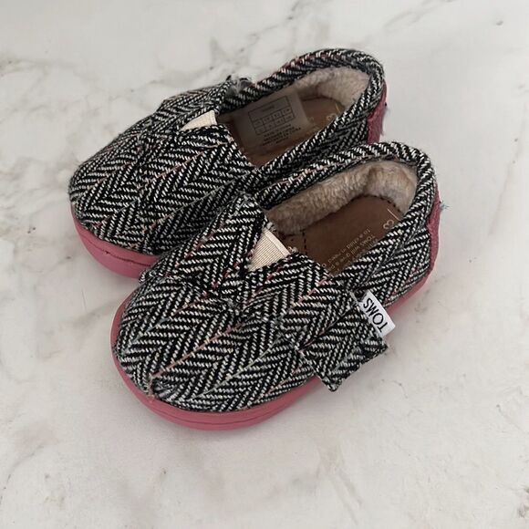 TOMS Fleece Lined Tweed Toddler Shoes EUC - Picture 3 of 5